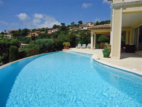 villa rentals in southern france.